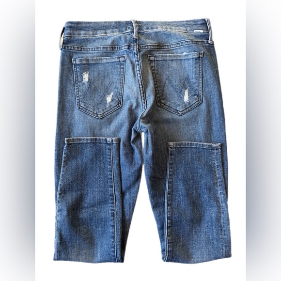 MOTHER the Looker Crop
Jean Distressed Size 27 - Picture 13 of 16